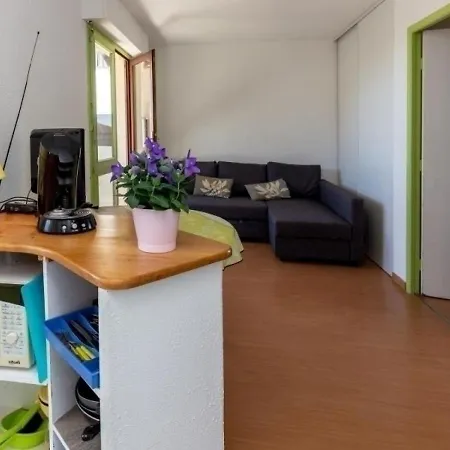 Cosy Avec Grande Terrasse Sud A Le Penon - Fr-1-239-469 塞尼奥斯